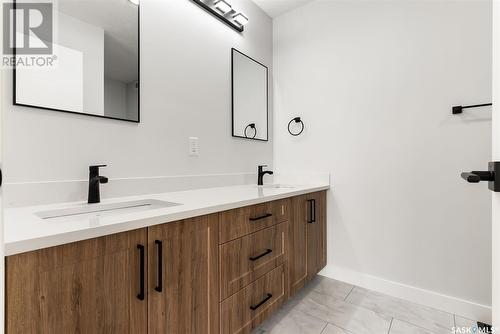 6 James Bay, Lumsden, SK - Indoor Photo Showing Bathroom