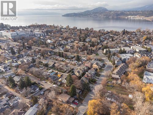 621 Elliot Avenue, Kelowna, BC - Outdoor With Body Of Water With View