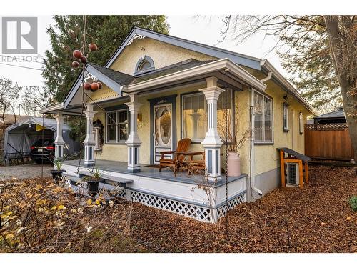 621 Elliot Avenue, Kelowna, BC - Outdoor With Deck Patio Veranda