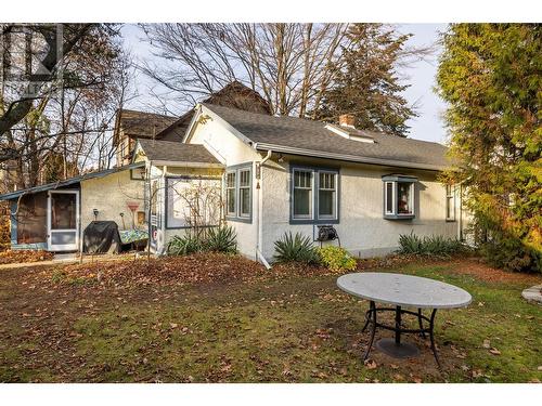 621 Elliot Avenue, Kelowna, BC - Outdoor