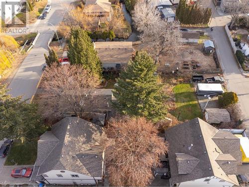 621 Elliot Avenue, Kelowna, BC - Outdoor With View