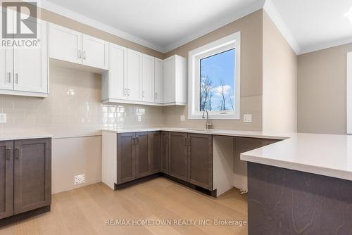 1076 Shearer Drive, Brockville, ON - Indoor Photo Showing Kitchen