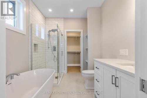 1076 Shearer Drive, Brockville, ON - Indoor Photo Showing Bathroom