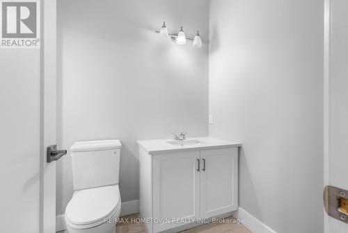 1076 Shearer Drive, Brockville, ON - Indoor Photo Showing Bathroom