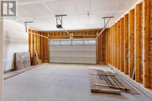 1076 Shearer Drive, Brockville, ON - Indoor Photo Showing Garage