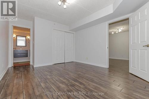 211 - 2055 Appleby Line, Burlington, ON - Indoor Photo Showing Other Room