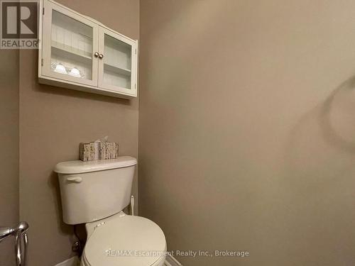 454 Pondview Place, Oakville (Iroquois Ridge North), ON - Indoor Photo Showing Bathroom