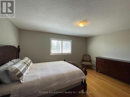 454 Pondview Place, Oakville (Iroquois Ridge North), ON - Indoor Photo Showing Bedroom