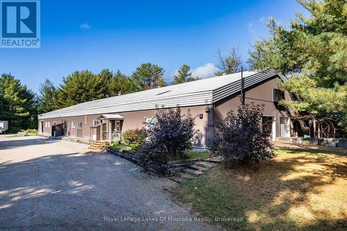 11 Gray Road, Bracebridge (Macaulay), ON 