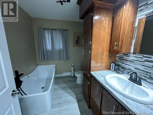 372 Principale Street, Eel River Crossing, NB - Indoor Photo Showing Bathroom