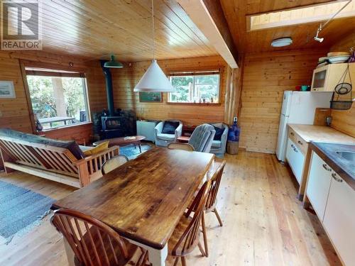 1466 Vancouver Blvd, Savary Island, BC - Indoor