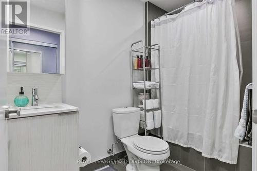 1912 - 55 Regent Park Boulevard, Toronto, ON - Indoor Photo Showing Bathroom