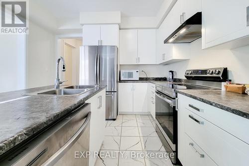 31 Santos Drive, Haldimand, ON - Indoor Photo Showing Kitchen With Double Sink