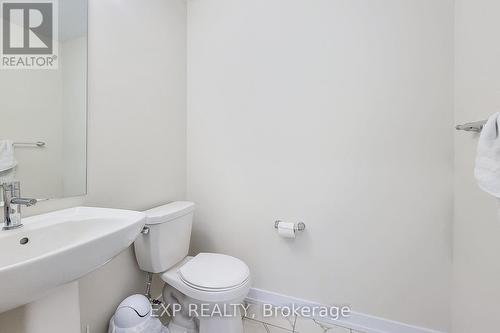 31 Santos Drive, Haldimand, ON - Indoor Photo Showing Bathroom