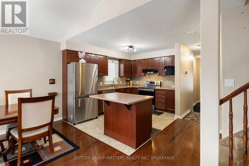 433 Maureen Street, Kingston (Kingston East (Incl Barret Crt)), ON - Indoor Photo Showing Kitchen