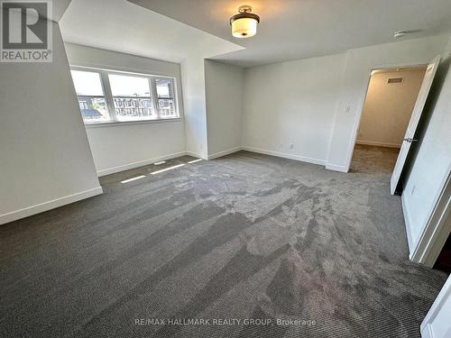 724 Odyssey Way, Ottawa, ON - Indoor Photo Showing Other Room