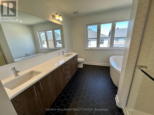 724 Odyssey Way, Ottawa, ON - Indoor Photo Showing Bathroom