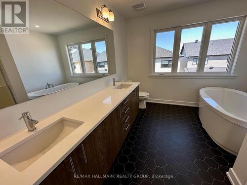 724 Odyssey Way, Ottawa, ON - Indoor Photo Showing Bathroom