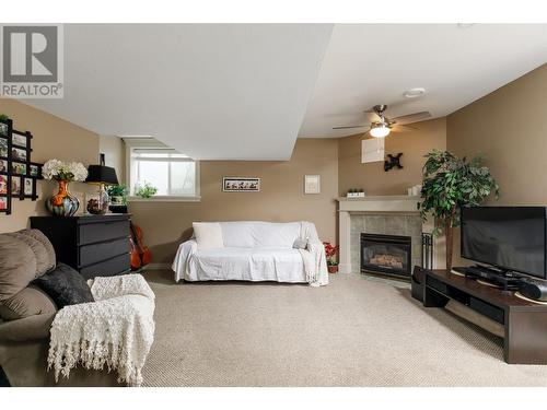 4641 Crawford Court, Kelowna, BC - Indoor With Fireplace