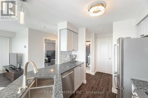 512 - 1030 Sheppard Avenue W, Toronto, ON - Indoor Photo Showing Kitchen With Double Sink With Upgraded Kitchen