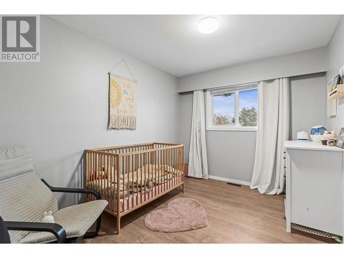 3808 Alexis Park Drive, Vernon, BC - Indoor Photo Showing Bedroom