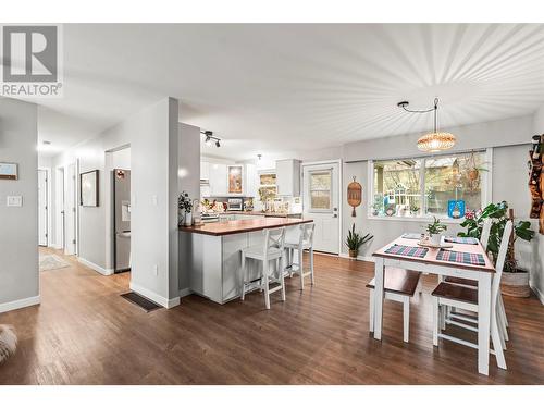 3808 Alexis Park Drive, Vernon, BC - Indoor Photo Showing Dining Room