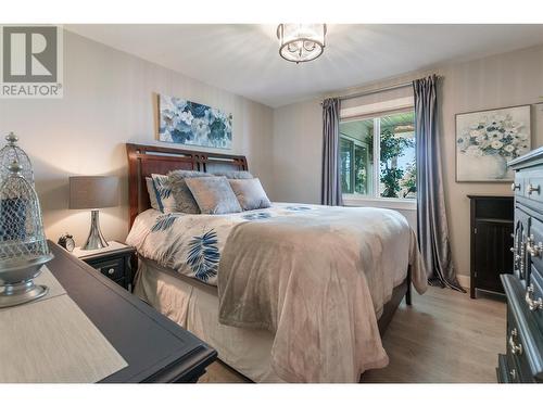 127 Westridge Drive, Princeton, BC - Indoor Photo Showing Bedroom