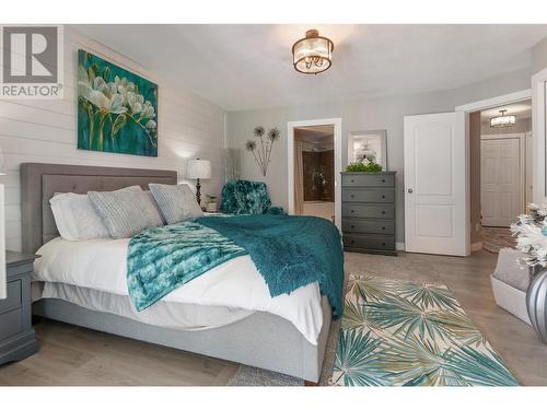 127 Westridge Drive, Princeton, BC - Indoor Photo Showing Bedroom