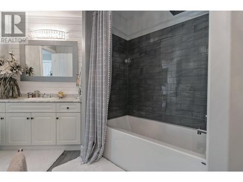 127 Westridge Drive, Princeton, BC - Indoor Photo Showing Bathroom