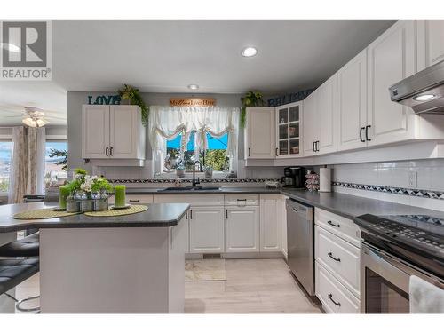 127 Westridge Drive, Princeton, BC - Indoor Photo Showing Kitchen