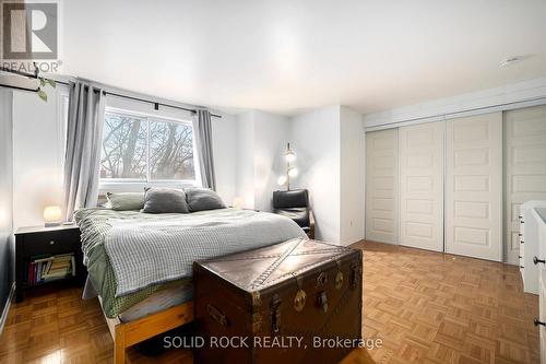 10 Esterlawn, Ottawa, ON - Indoor Photo Showing Bedroom