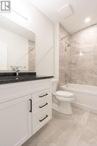 201 - 1975 Fountain Grass Drive, London, ON - Indoor Photo Showing Bathroom