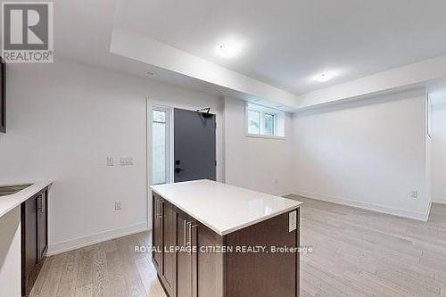 125 - 1062 Douglas Mccurdy Comm, Mississauga, ON - Indoor Photo Showing Kitchen