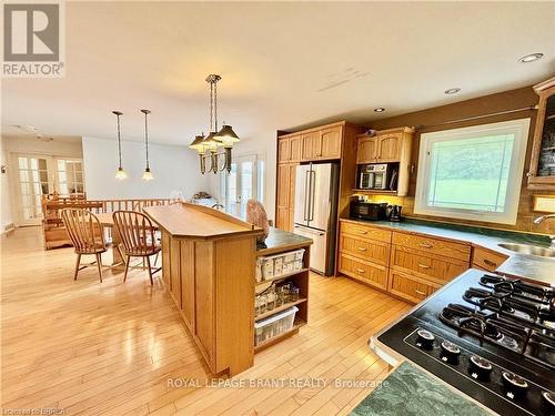 806 Regional 1 Road, Norfolk, ON - Indoor Photo Showing Kitchen