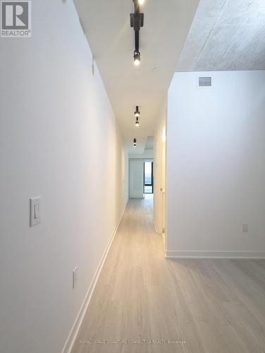 514 - 195 Mccaul Street, Toronto, ON - Indoor Photo Showing Other Room