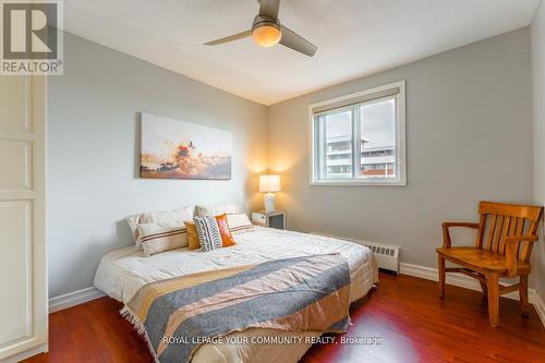 704 - 15 Elizabeth Street N, Mississauga, ON - Indoor Photo Showing Bedroom