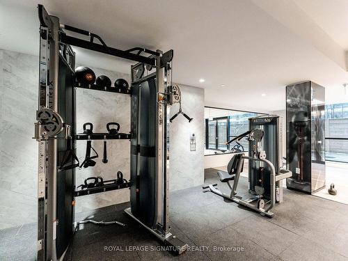 2506-127 Broadway Ave, Toronto, ON - Indoor Photo Showing Gym Room