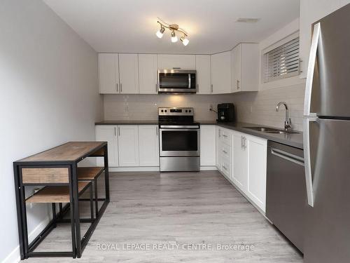 18 Wright St, Brampton, ON - Indoor Photo Showing Kitchen With Stainless Steel Kitchen With Double Sink