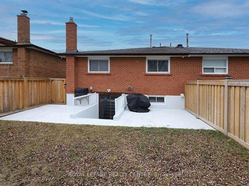 18 Wright St, Brampton, ON - Outdoor With Exterior