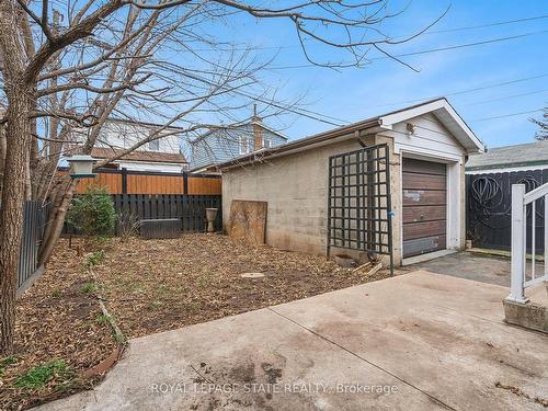 28 Connaught Ave N, Hamilton, ON - Outdoor