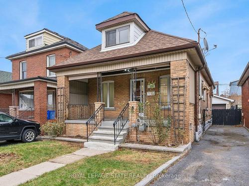 28 Connaught Ave N, Hamilton, ON - Outdoor With Deck Patio Veranda