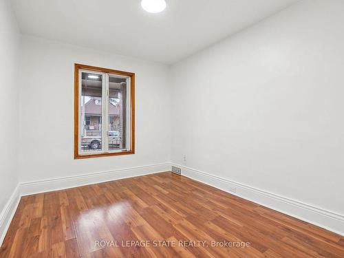 28 Connaught Ave N, Hamilton, ON - Indoor Photo Showing Other Room