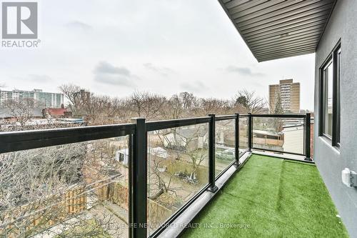 Upper - 995 Dufferin Street, Toronto, ON - Outdoor With Balcony With Exterior