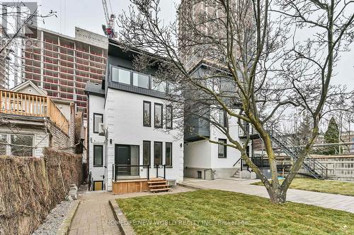 Upper - 995 Dufferin Street, Toronto, ON - Outdoor