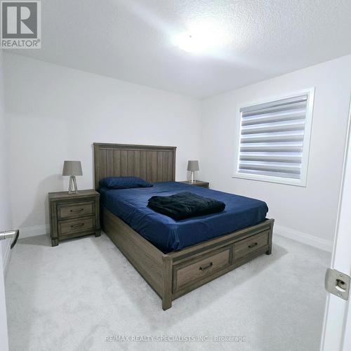 B - 122 King Street E, Ingersoll, ON - Indoor Photo Showing Bedroom