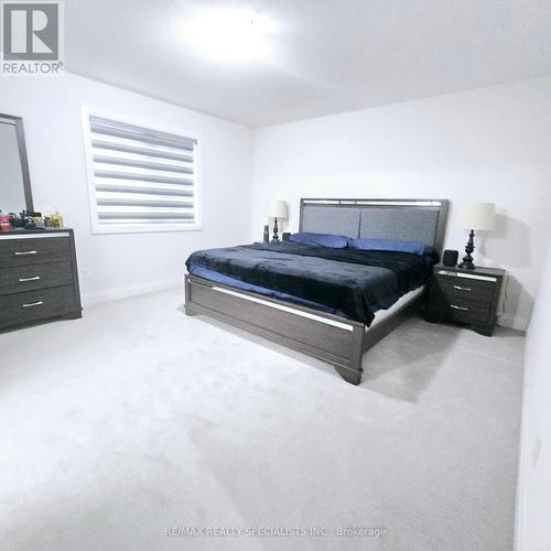 B - 122 King Street E, Ingersoll, ON - Indoor Photo Showing Bedroom