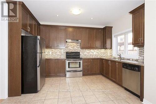 66 Paperbark Avenue, Vaughan, ON - Indoor Photo Showing Kitchen With Stainless Steel Kitchen