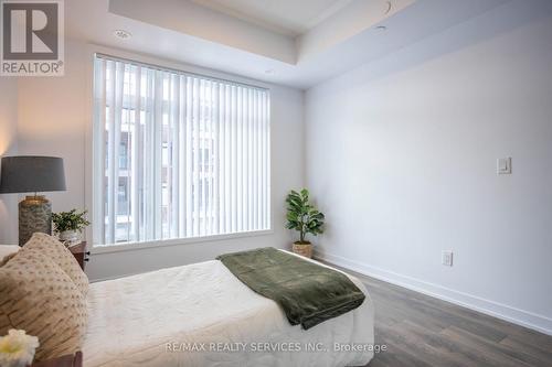 204 - 120 Canon Jackson Drive, Toronto, ON - Indoor Photo Showing Bedroom