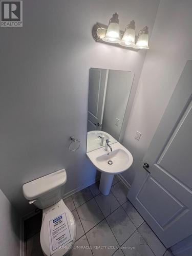 183 Seeley Avenue, Southgate, ON - Indoor Photo Showing Bathroom