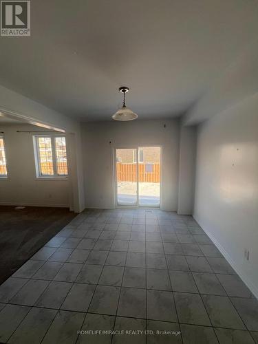 183 Seeley Avenue, Southgate, ON - Indoor Photo Showing Other Room